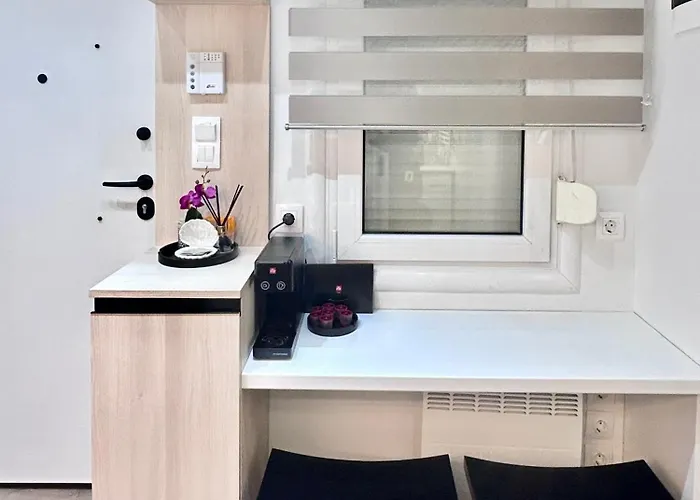 Luxury With 2 Bedrooms * Saloniki